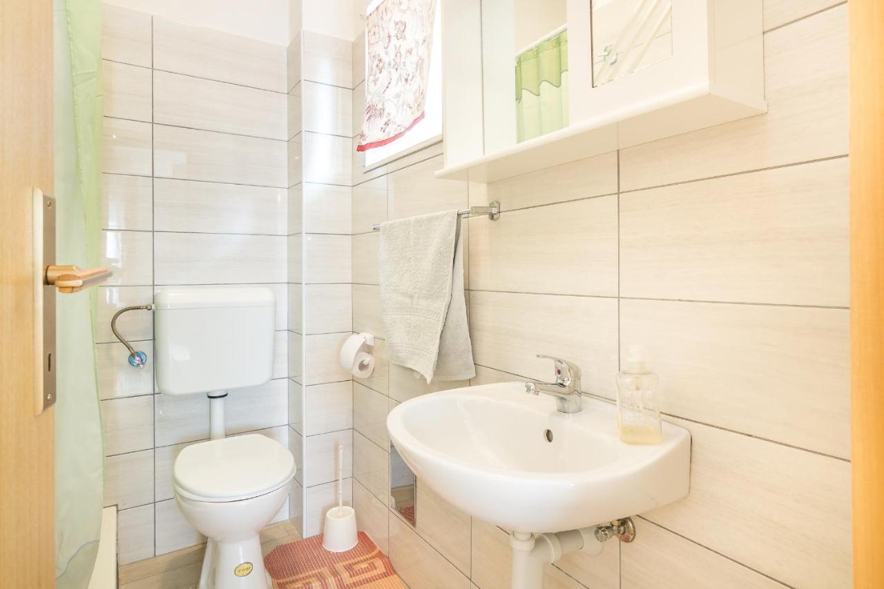 Cheap Apartment Tanja Trogir Eksteriør billede